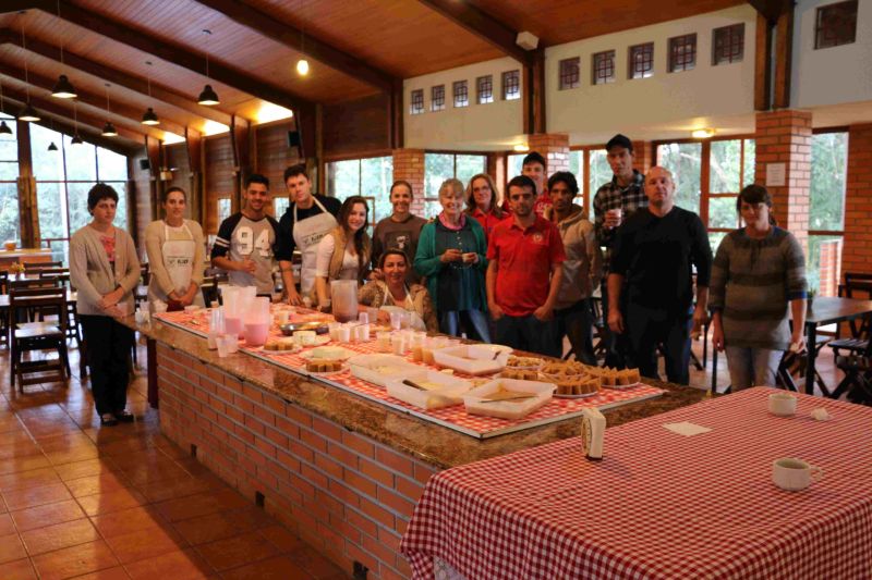 Secretaria de Agricultura realiza curso de produção de alimentos derivados do leite