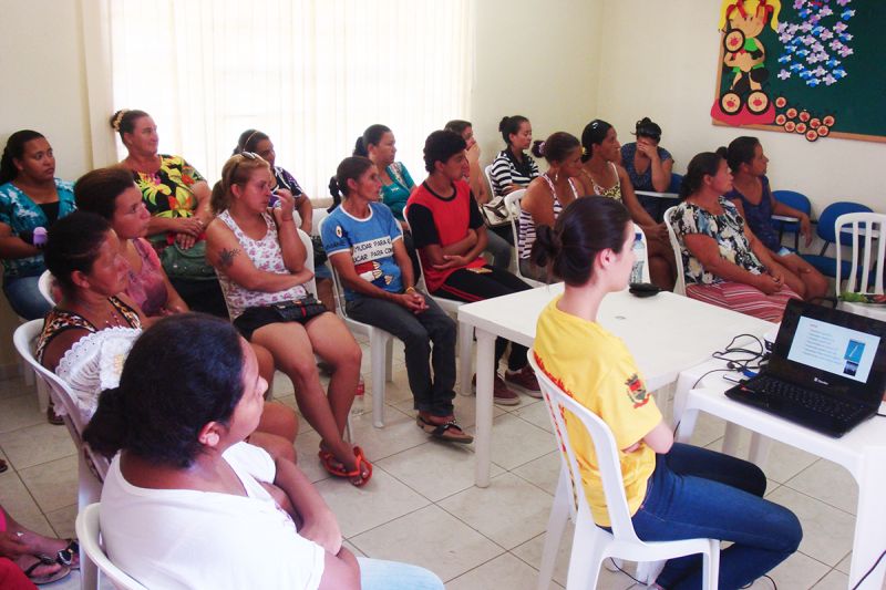 MEDIDAS DE PREVENÇÃO E CONTROLE DA DENGUE, CHIKUNGUNYA E ZIKA VÍRUS É TEMA DE DEBATE NOS GRUPOS DO PAIF OFERTADOS NO CRAS DE PIÊN