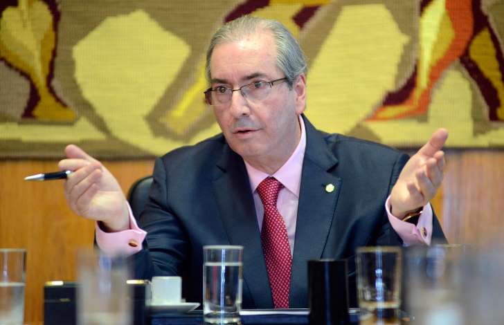 Eduardo Cunha renuncia à presidência da Câmara