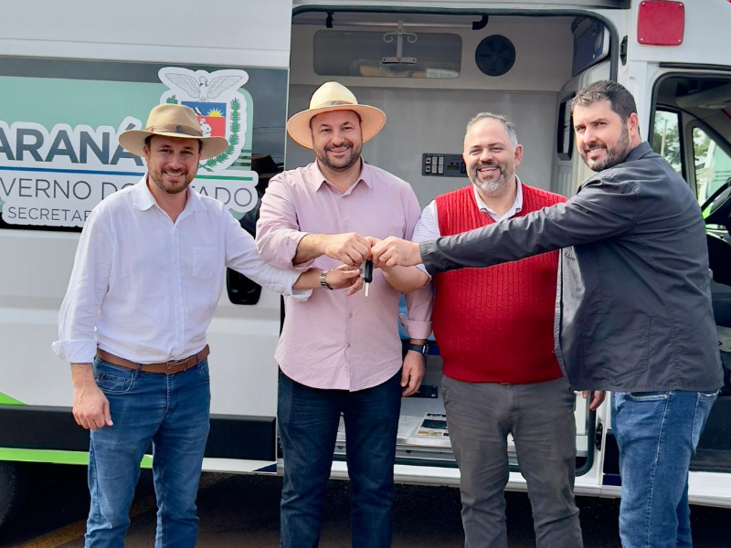 Deputado Geraldo Mendes participa da entrega de duas ambulâncias durante reinauguração da UBS do Presidente Vargas em Laranjeiras do Sul 