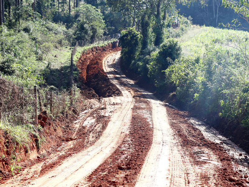 Comunidade do Paranazinho recebe novo sistema de abastecimento de água e melhorias na estrada