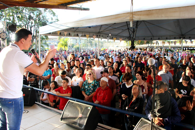 Fim de semana foi de grande movimento na cultura de Piên 