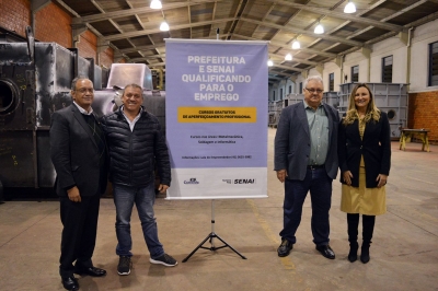 Mostarda e presidente da FIEP conhecem a estrutura da BOSCH