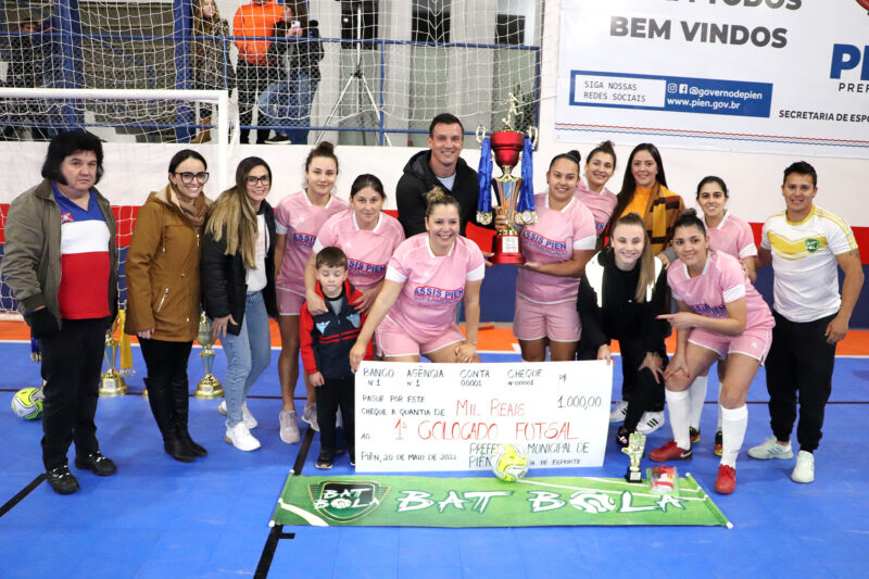 Supermercado Marilice e Bat Bola são campeões do Futsal 2022