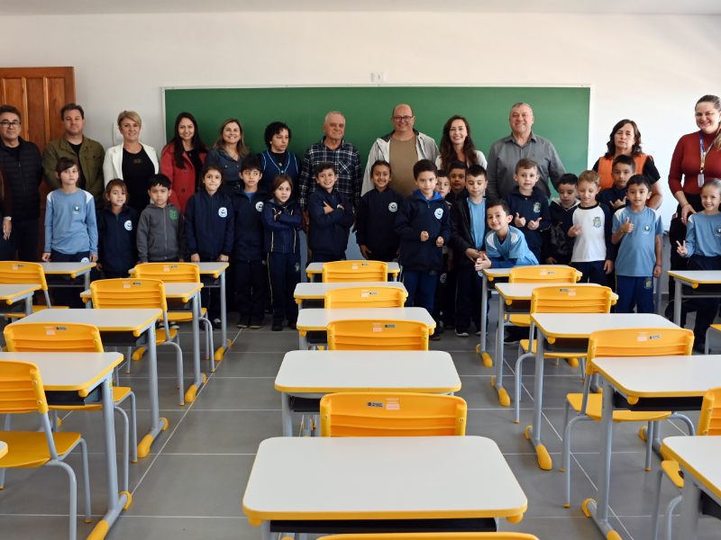 Inaugurada a ampliação da Escola Leonor