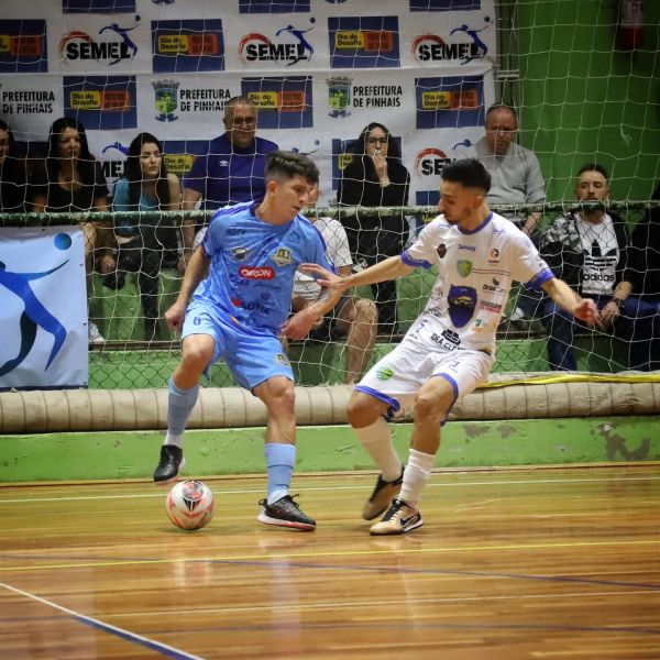 Fazenda Futsal vence mais uma e Paraná perde na Série Bronze