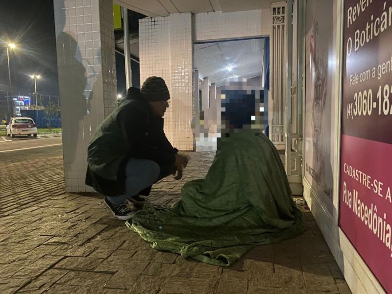 Prefeitura de Fazenda Rio Grande auxilia pessoas em situação de rua e lança o Aquece Fazenda