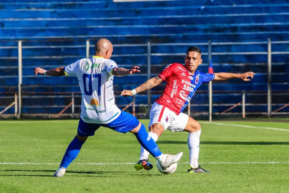 Paraná permite empate nos acréscimos e futebol no clube só em 2024