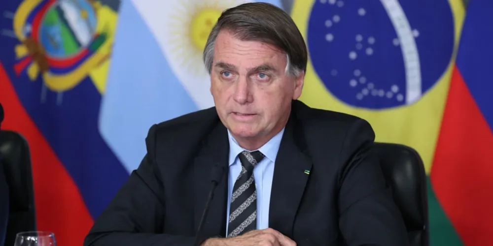 Julgamento de Bolsonaro no TSE será retomado nesta terça-feira