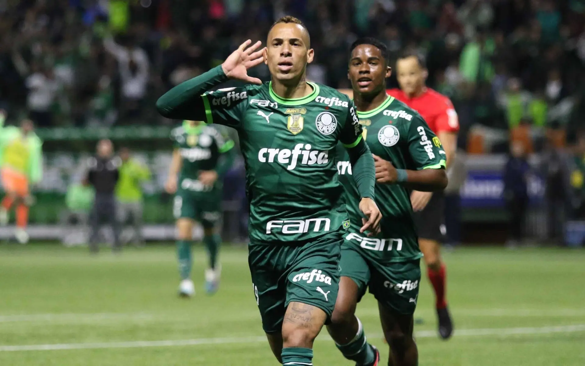 Palmeiras vence o Goiás pelo Campeonato Brasileiro e Santos demite Diego Aguirre