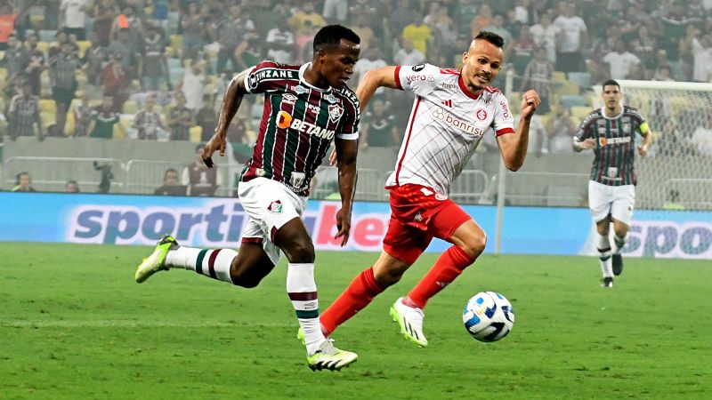 Internacional x Fluminense entram em campo para disputar vaga na final da Libertadores