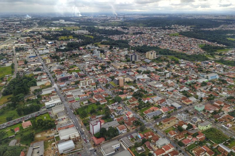 Oito municípios paranaenses integram a lista das 100 maiores economias do País; Araucária e SJP na lista