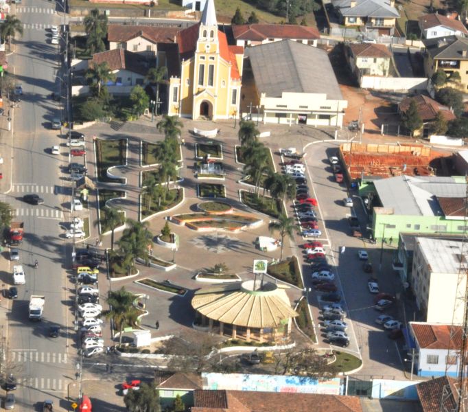 Comerciante é baleado durante assalto a residência de comerciante