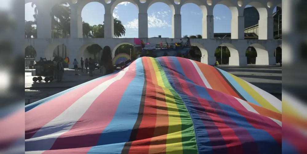 Cartórios registram 13 mil trocas de nomes de pessoas trans no Brasil