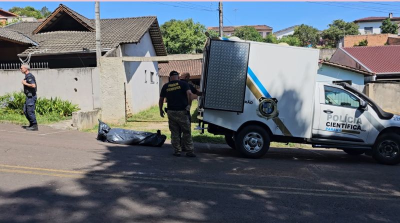 Homem encontrado morto dentro de casa em Campo Largo