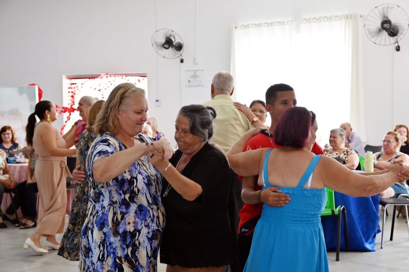 Grupo da Melhor Idade se reuniu em Contenda