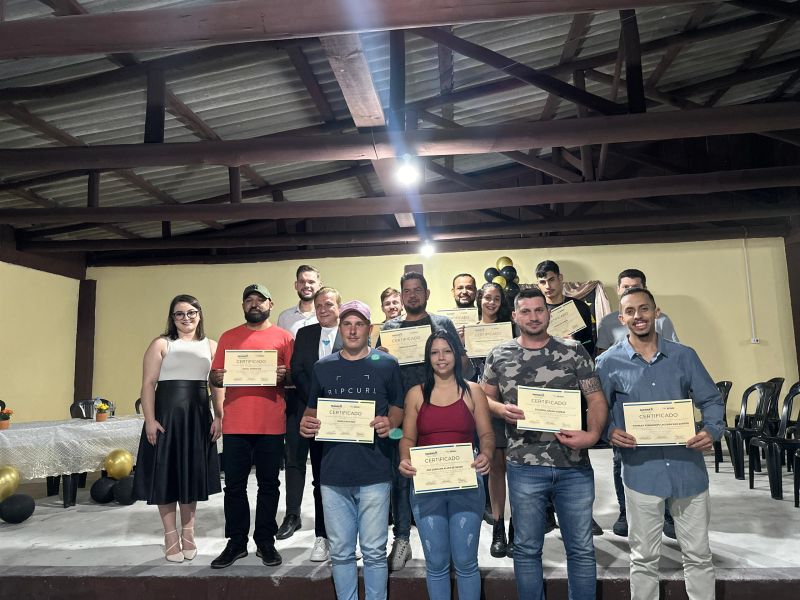 Formatura do Curso de Refrigeração do Qualifica Paraná 2024 em Agudos do Sul