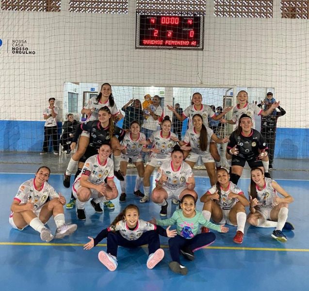 Colombo/CEP vence o Arapongas e mantém invencibilidade no Feminino de Futsal