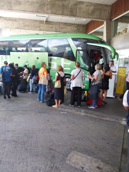 Maio Amarelo Arteris: Ação na Rodoferroviária reforça importância do cinto de segurança para salvar vidas