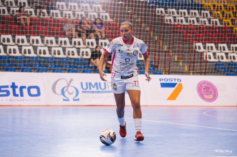 Atleta do Colombo/CEP é convocada para a seleção brasileira de futsal