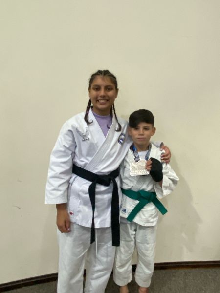 Jovem talento do karatê de Agudos conquista medalhas em Curitiba