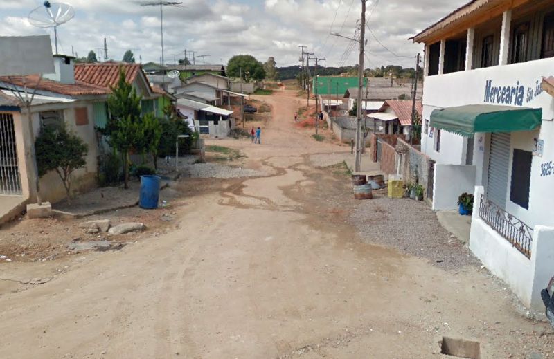 Contenda pavimenta mais uma rua do habitar