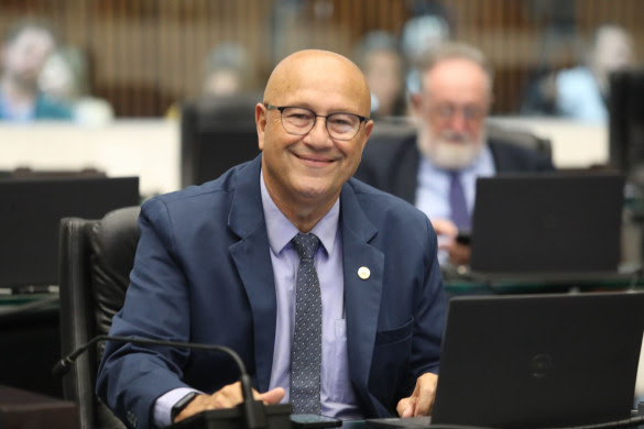 homenagem a atletas paranaenses que foram para as olimpíadas é protocolada na assembleia