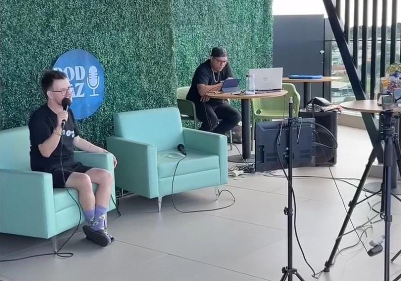 Pod Vaz reuniu personalidades de Araucária em uma Super Live de entrevistas no Shopping Pinheiros