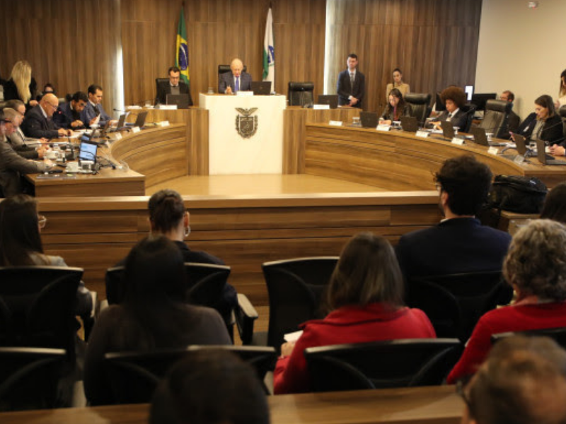 CCJ inicia análise da proposta que prevê reajuste salarial dos professores